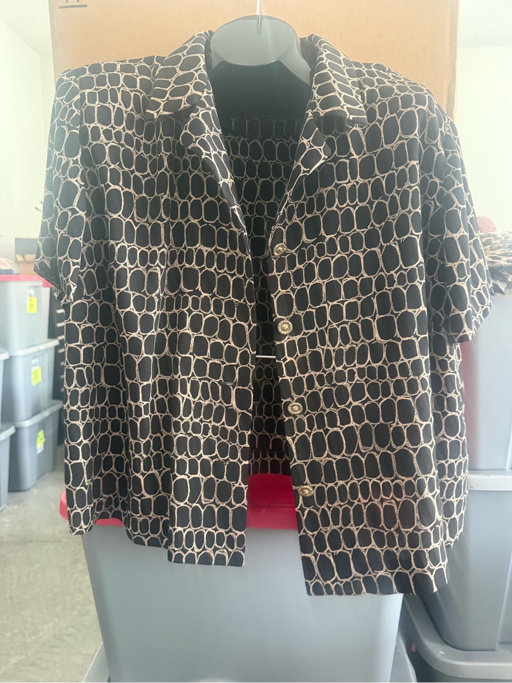 Women's Black & Cream Short-Sleeve Button Jacket p52